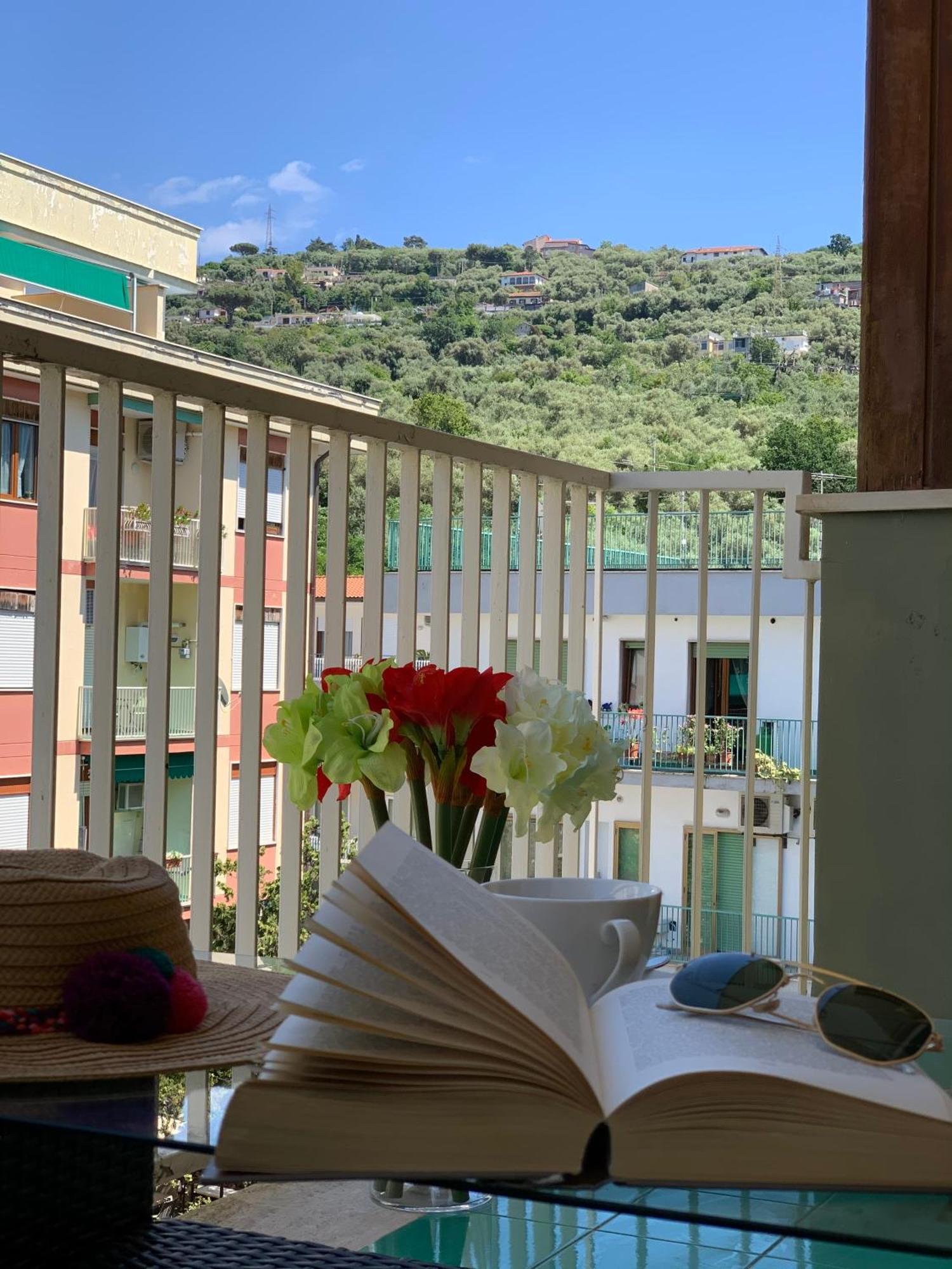 Sorrento Moon Apartment ภายนอก รูปภาพ