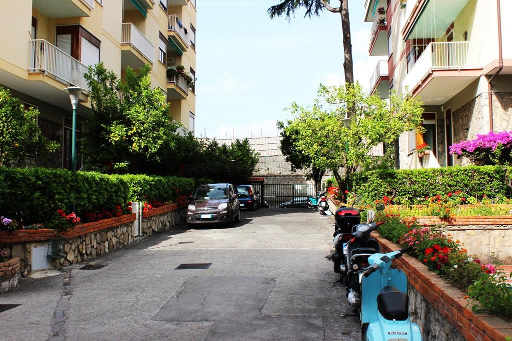 Sorrento Moon Apartment ภายนอก รูปภาพ